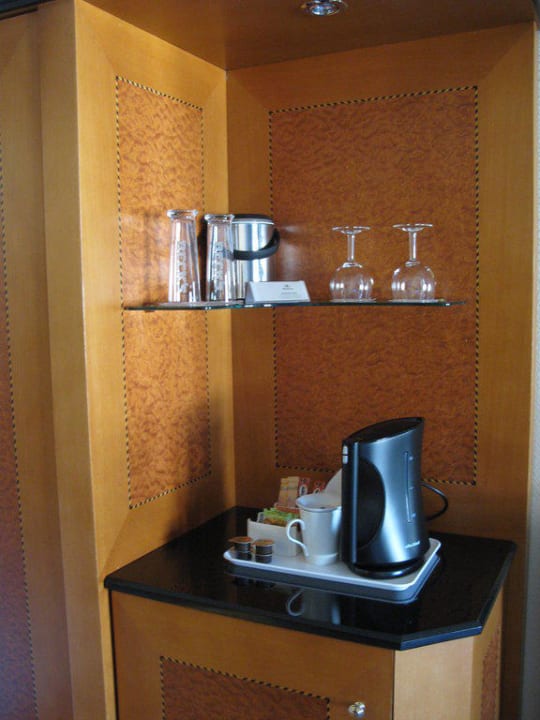 Kaffee- und Teezubereiter Hilton Dresden