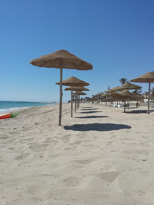 Strand im Mai  Zita Beach Resort
