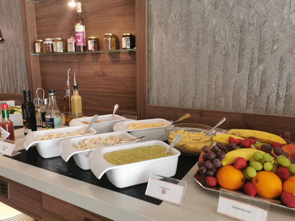 Gastro Hotel Golden Lake Resort