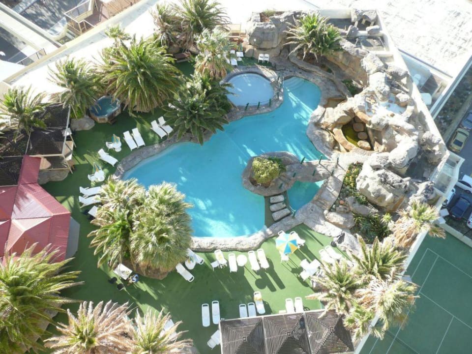 Der Pool - gesehen aus dem 21. Stock Rendezvous Grand Hotel Perth Scarborough