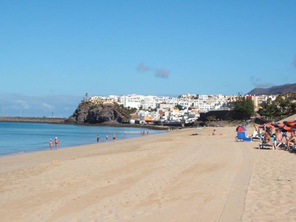 Blick vom Strand auf Morro Jable Hotel Riu Palace Jandia