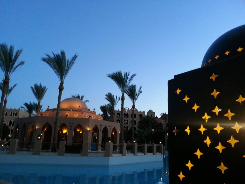Blick vom "Discovery" Richtung "Rendez-Vous" Makadi Palace