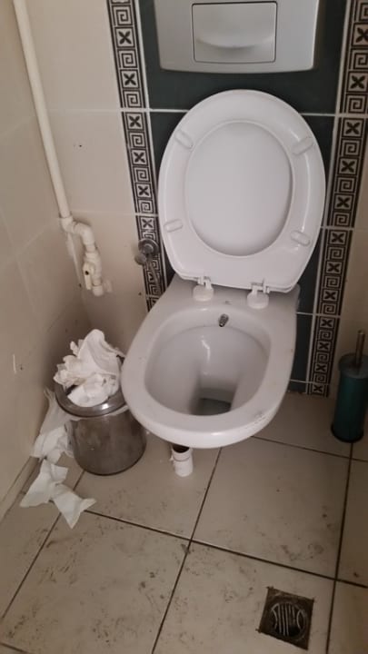 Pool Joker Side Hill