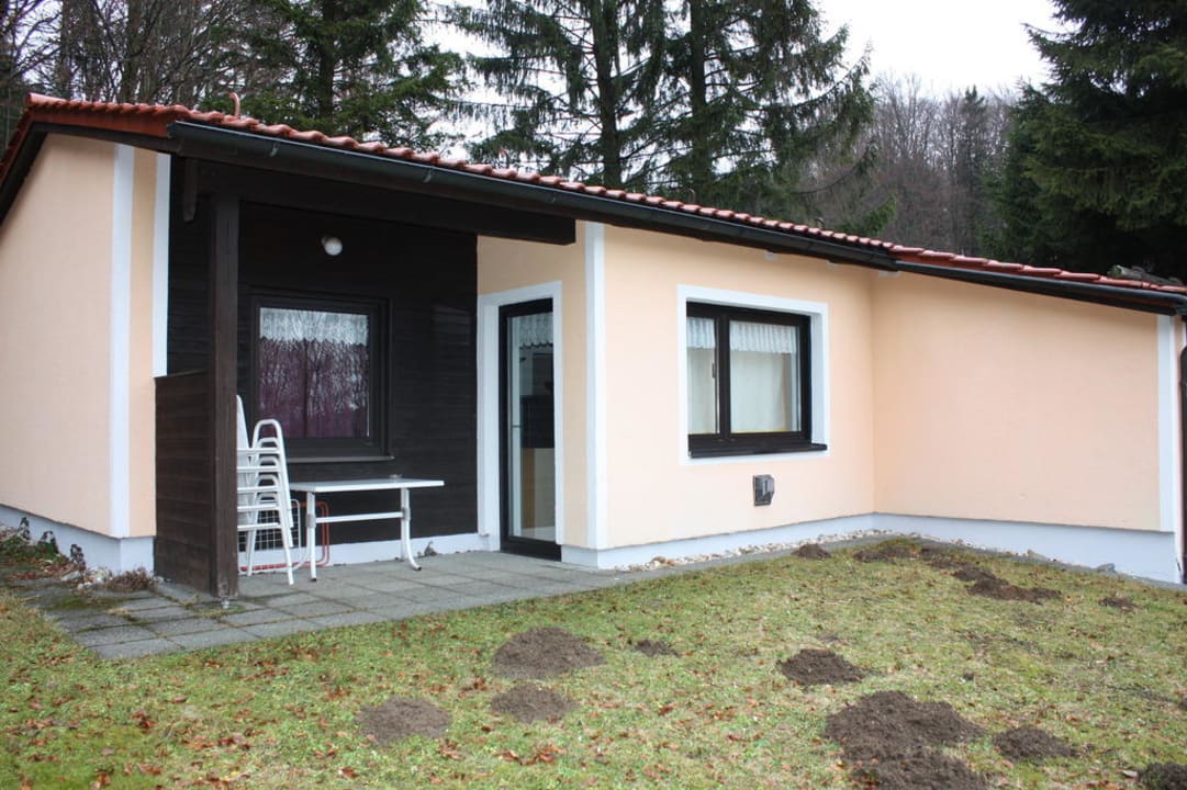 Bungalow Außenansicht Sonnenwald Hotel