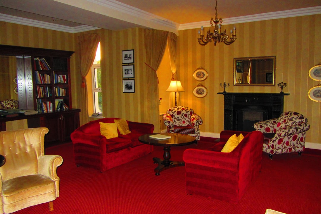 Lese- und Internet-Ecke The Lake Hotel