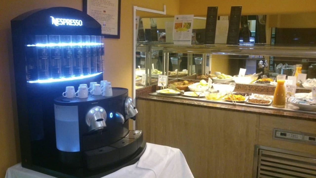Cafetera Nespresso Senator Cádiz Hotel