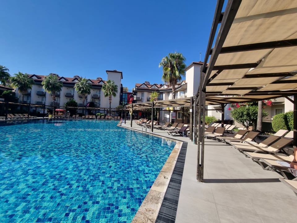 Pool Hotel Orfeus Park