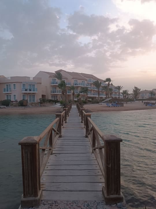 Außenansicht Mövenpick Resort & Spa El Gouna