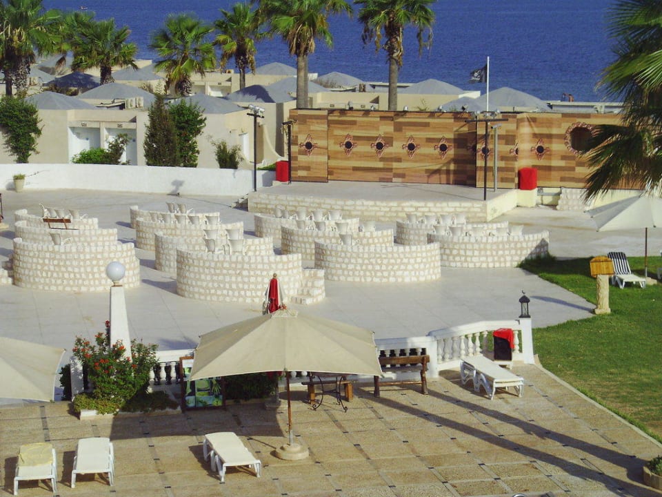 Abendshowbereich Alassio Hotel and Thalasso