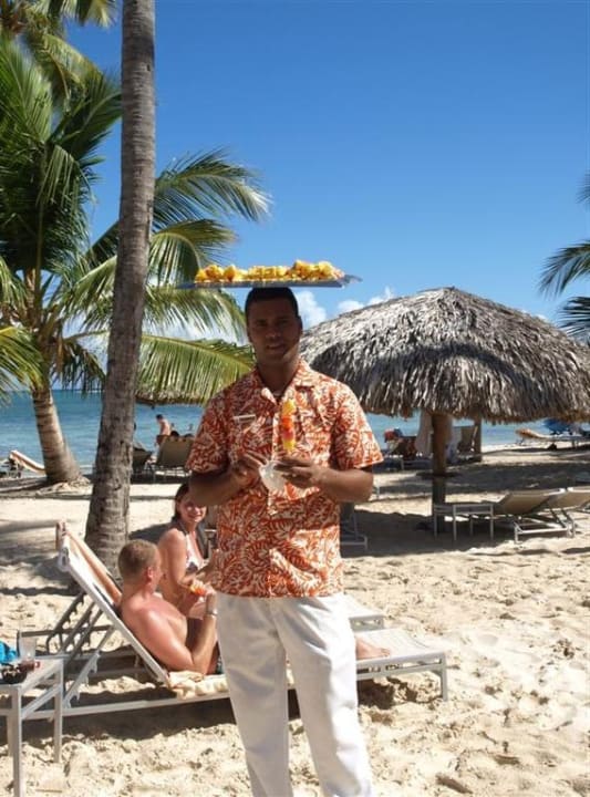 Fruchtspieße am Strand Catalonia Royal Bavaro - Adults only