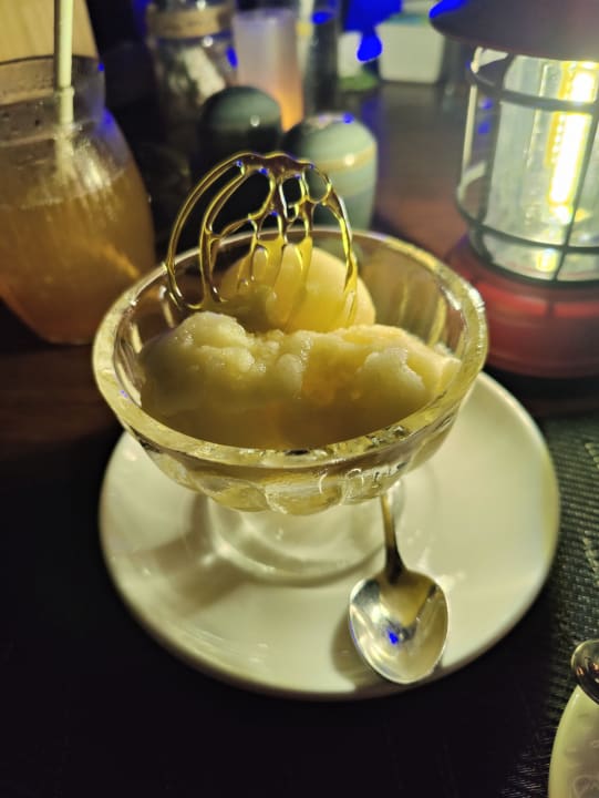 Gastro Angsana Velavaru