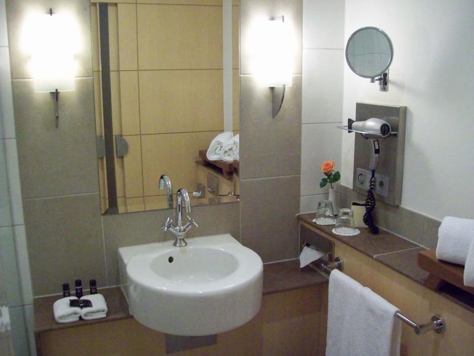 Badezimmer Hotel Mondial am Dom Cologne- MGallery
