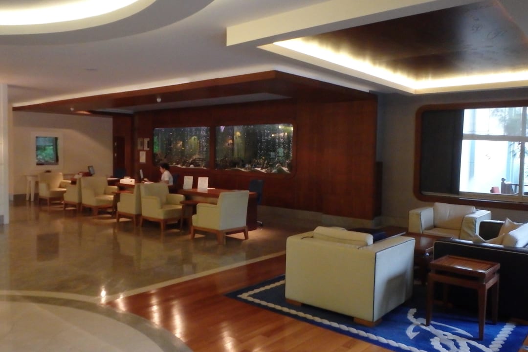 Lobby Hotel Grand Side