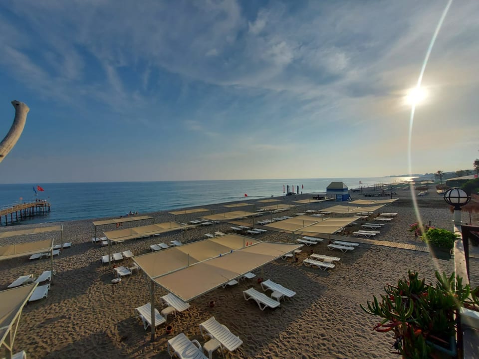 Strand Club Turtas Beach Hotel