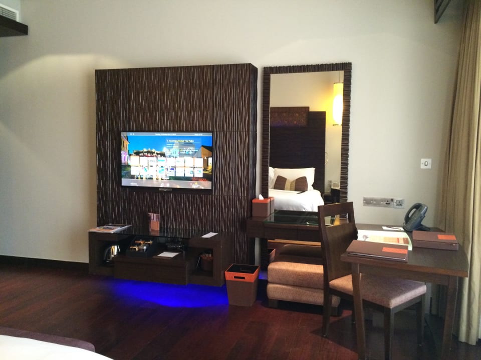 TV-Schrank Anantara The Palm Dubai Resort