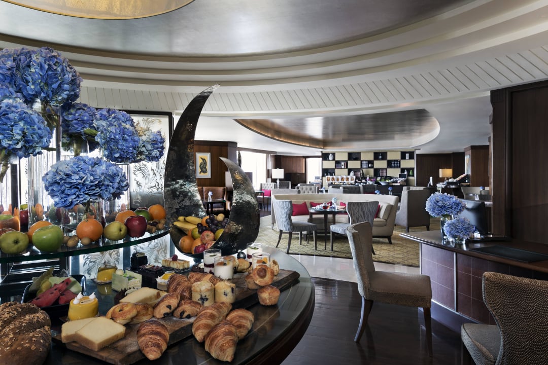 Club Lounge Hilton Bangkok Grande Asoke