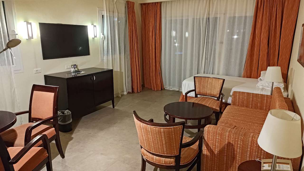 Zimmer DoubleTree by Hilton Sharm El Sheikh - Sharks Bay Resort