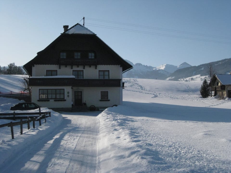 Frontansicht Gästehaus Bacher Gästehaus Bacher