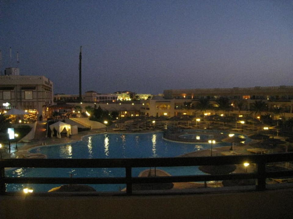 Abends im schönen Licht Pickalbatros Royal Moderna Resort-Sharm El Sheikh