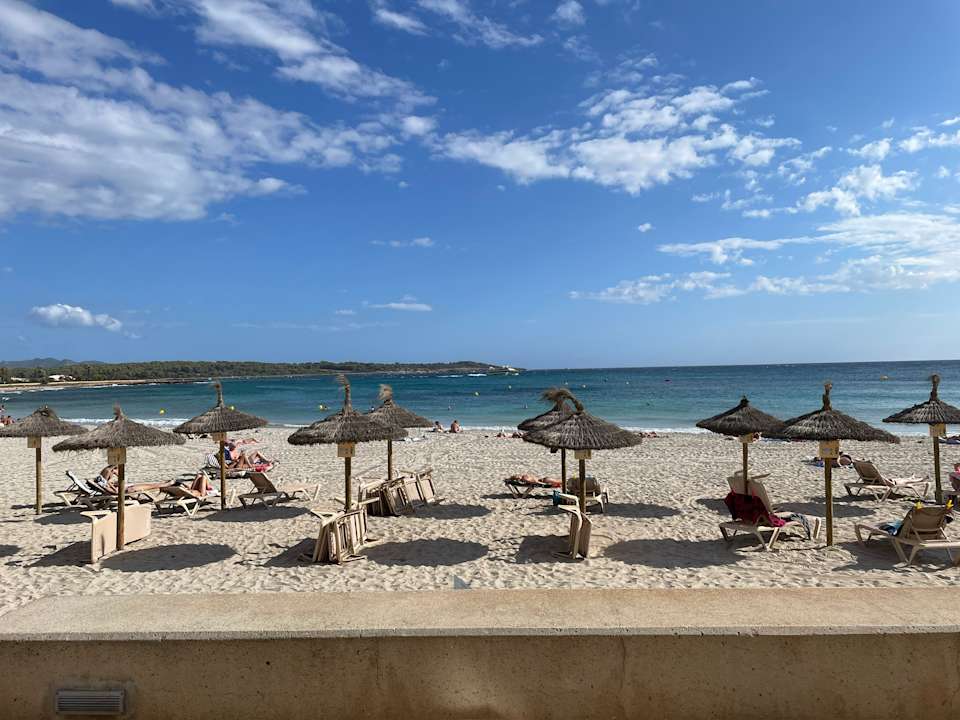 Strand Hotel Club S'Illot