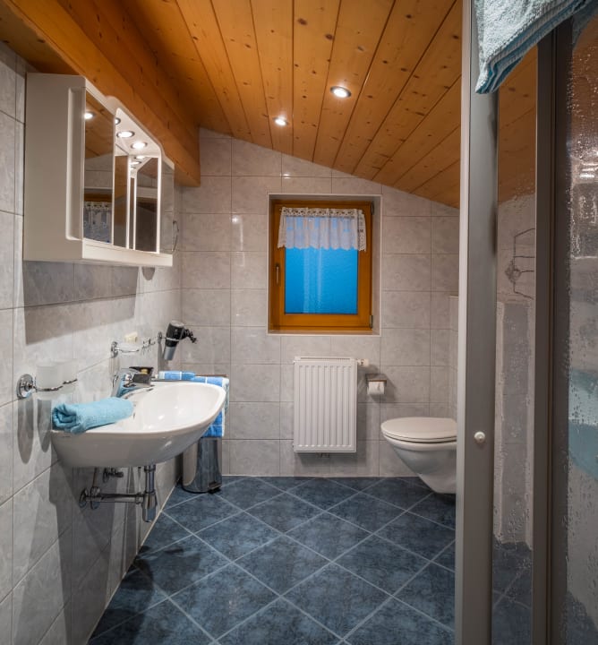 Zimmer Apartments Haus Annemarie Kartitsch Hochpustertal Osttirol