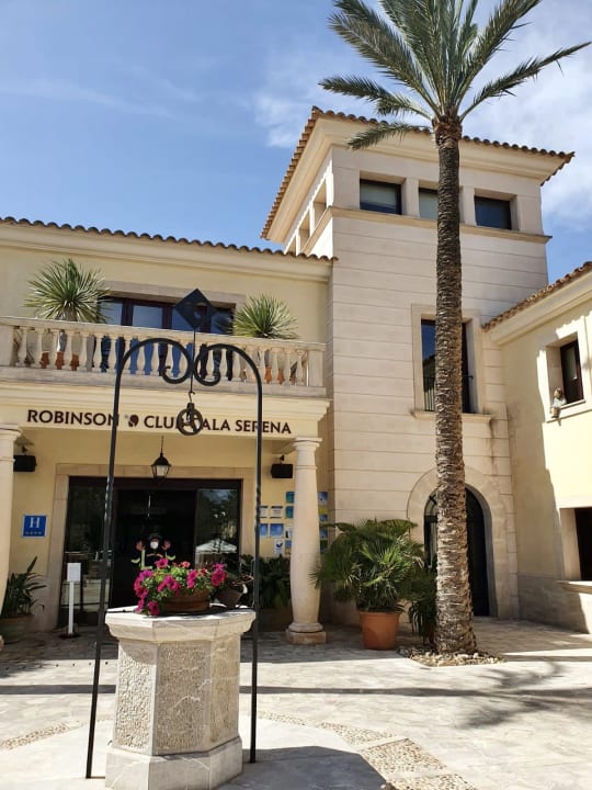 Außenansicht ROBINSON CALA SERENA