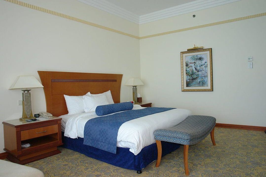 Zimmer Hotel Le Meridien Al Aqah Beach Resort