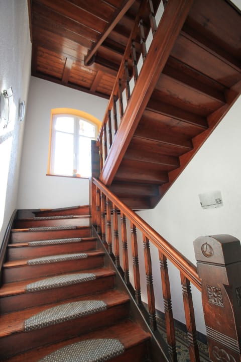 Zimmer Apartments Alkener Villa