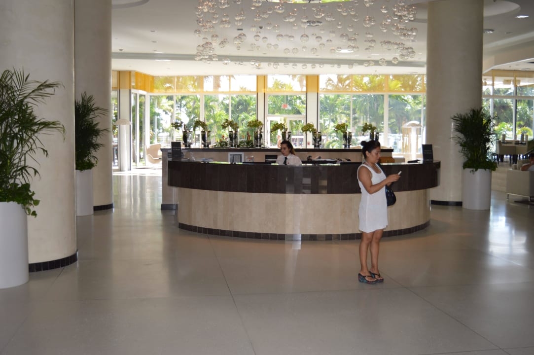 Lobby Hotel Riu Plaza Miami Beach
