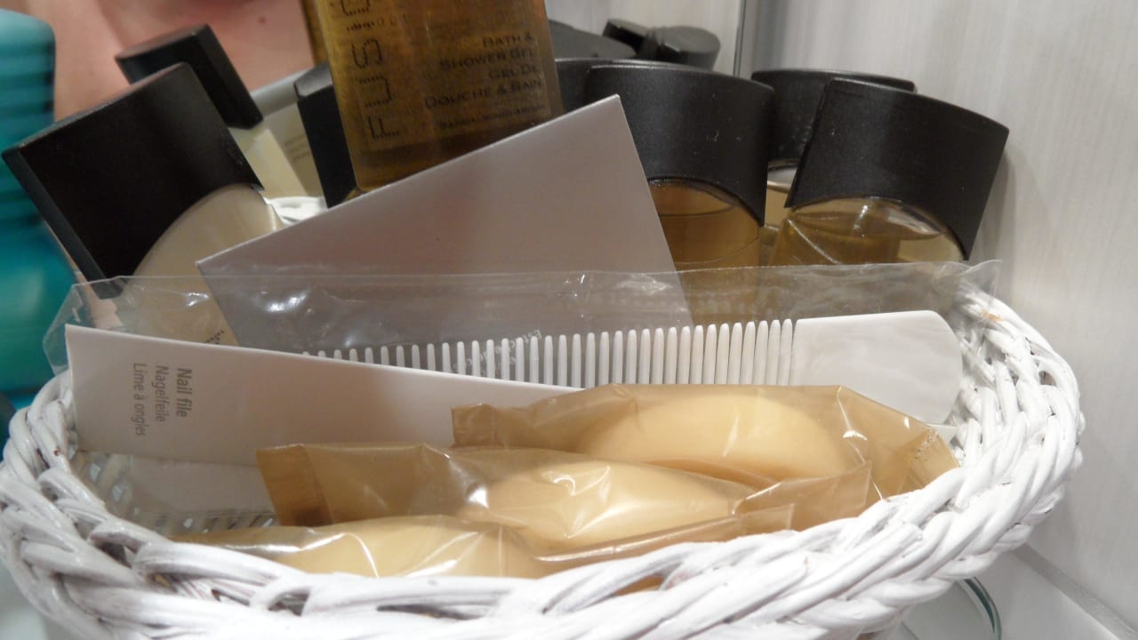 Duschgel, Shampoo, Bodylotion, Seife, Kamm usw Hotel Alpspitz Grainau