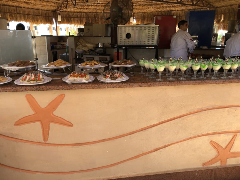 Gastro Three Corners Sea Beach Resort