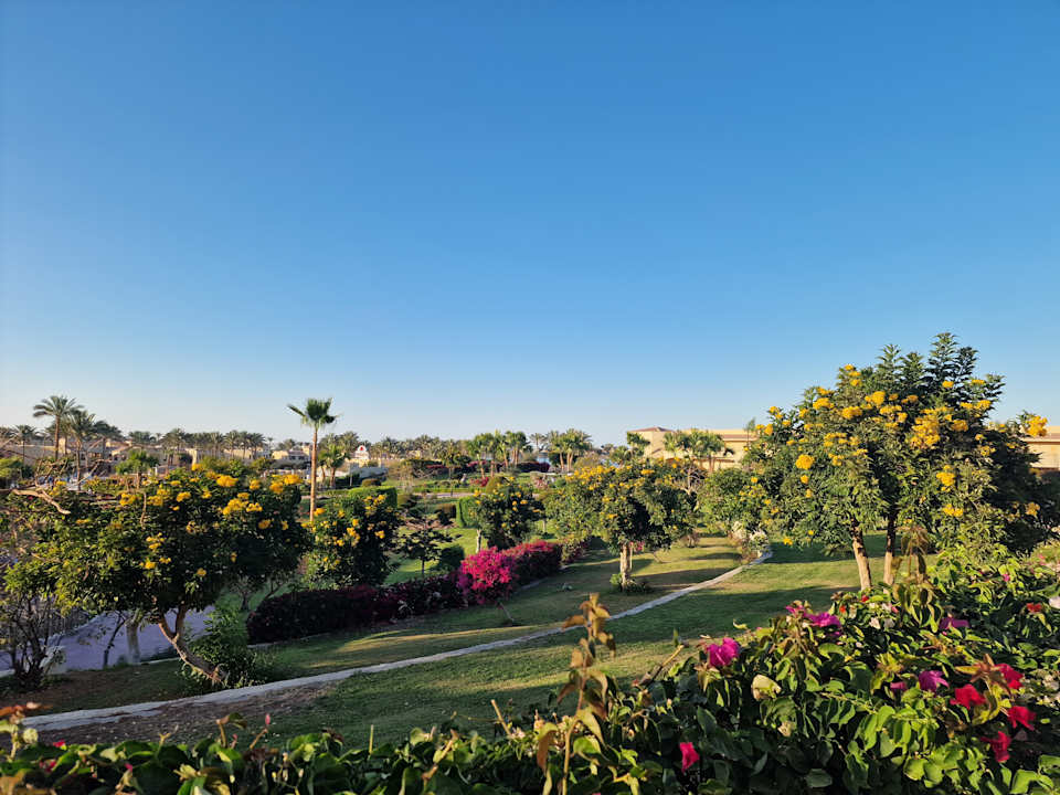 Gartenanlage Cleopatra Luxury Resort Makadi Bay