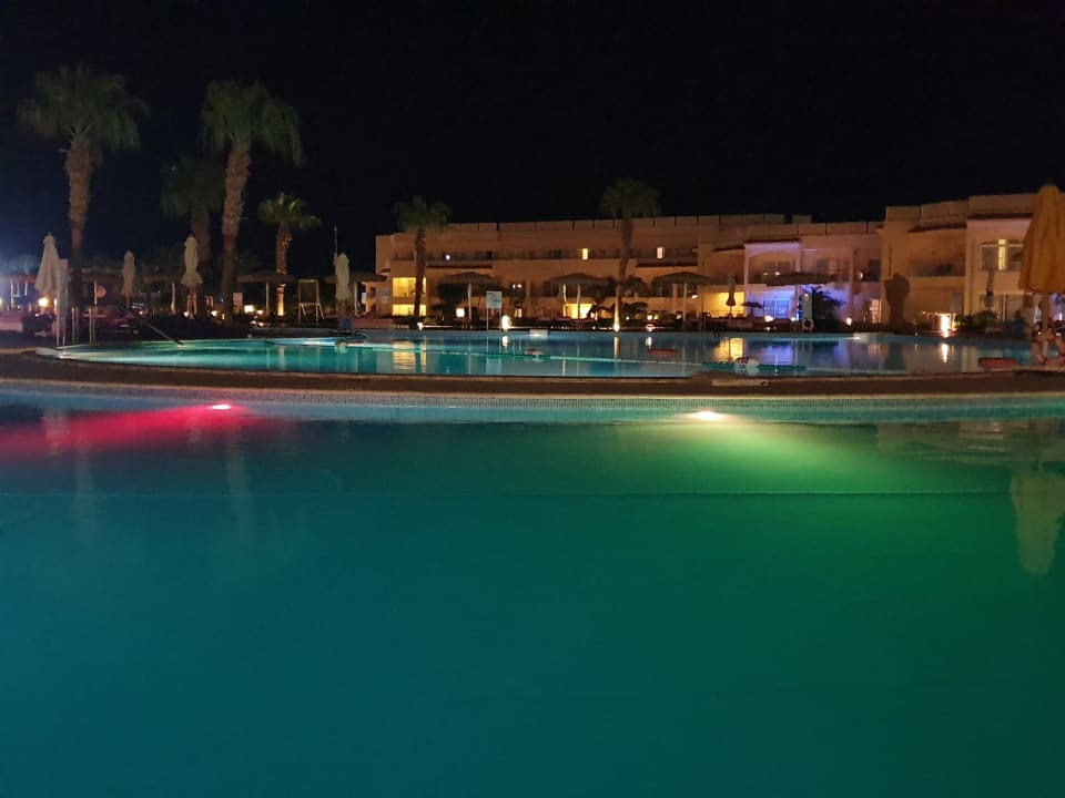 Pool Pickalbatros Royal Moderna Resort-Sharm El Sheikh