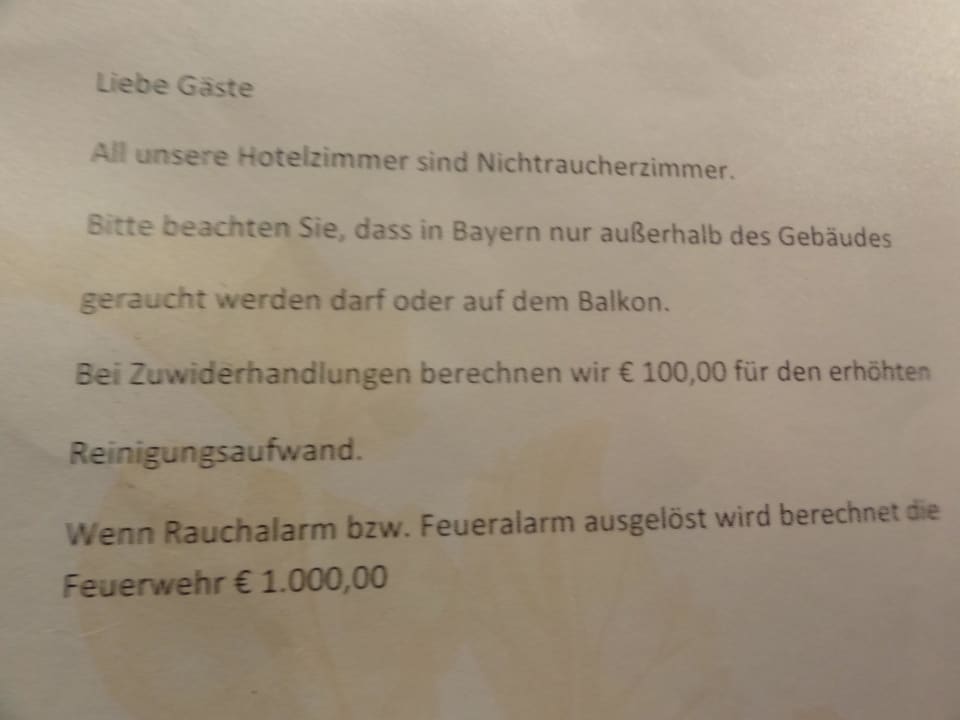 Warnung für Raucher AKZENT Brauerei Hotel Hirsch