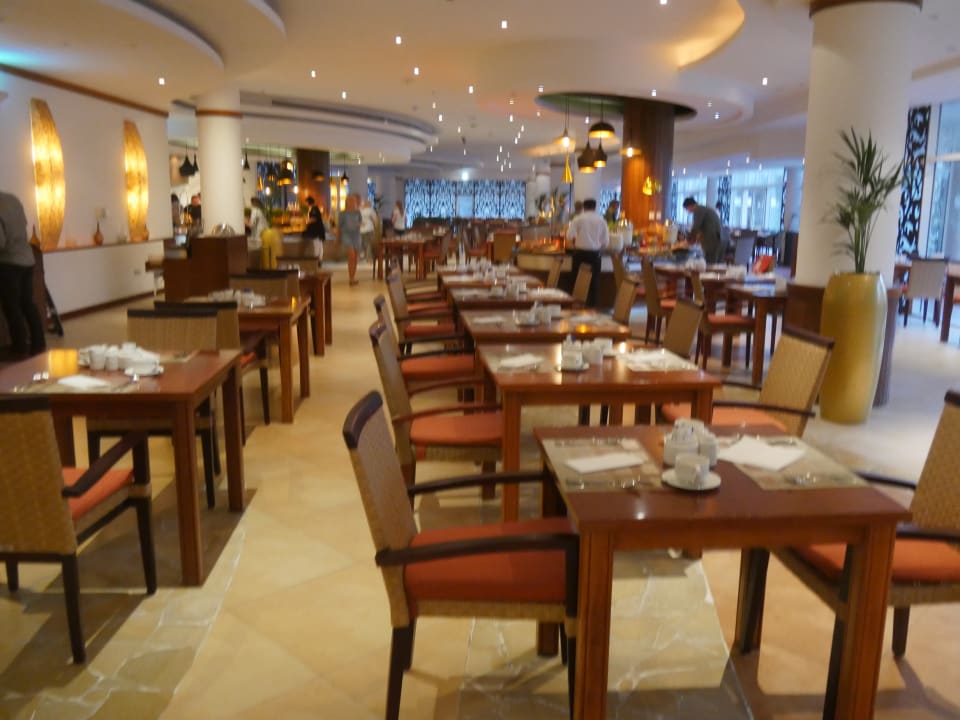 Gastro Fujairah Rotana Resort & Spa