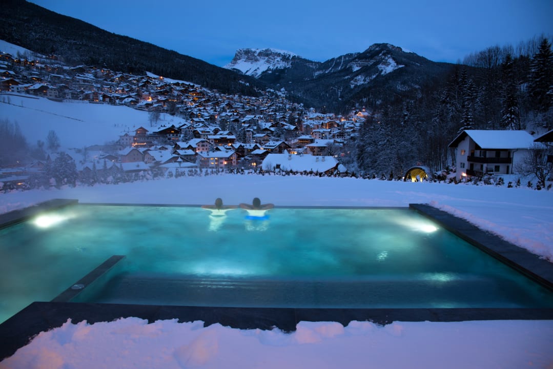 Pool Alpin & Vital Hotel La Perla