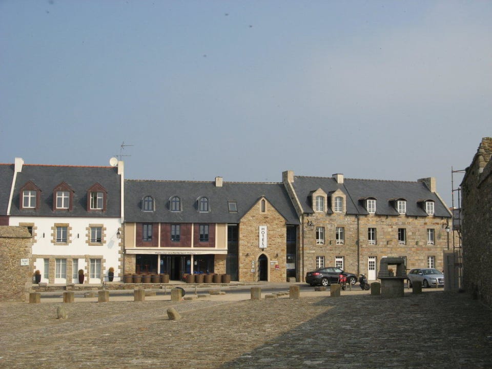 Hostellerie De La Pointe St. Mathieu Hostellerie Pointe St-Mathieu,The Originals Relais