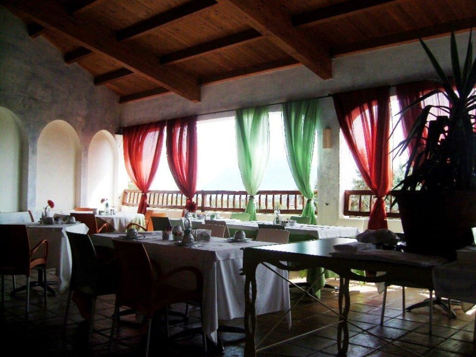Frühstücksraum Hotel Ollastu