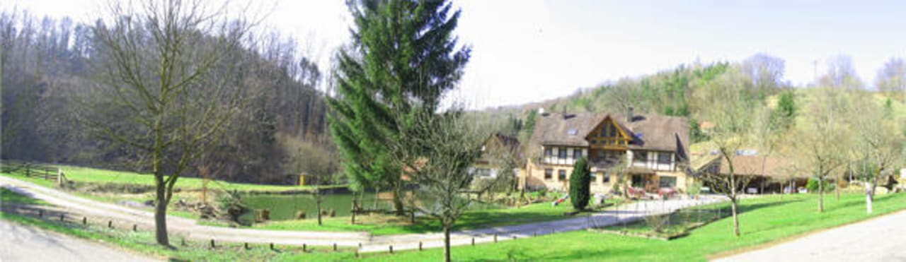 Panoramabild Garten Gasthof Hertensteiner Mühle