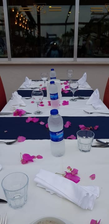 Gastro Saturn Palace Resort Hotel
