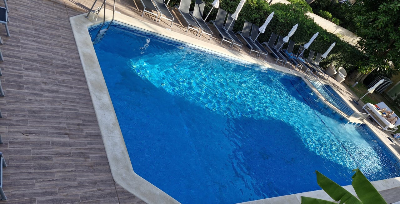 Pool R2 Lago Playa Park