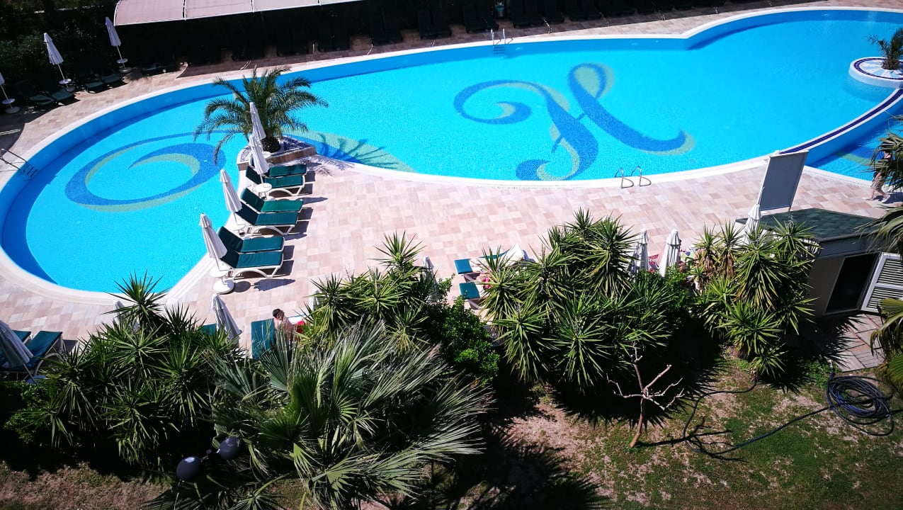 Pool Calimera Hane Garden