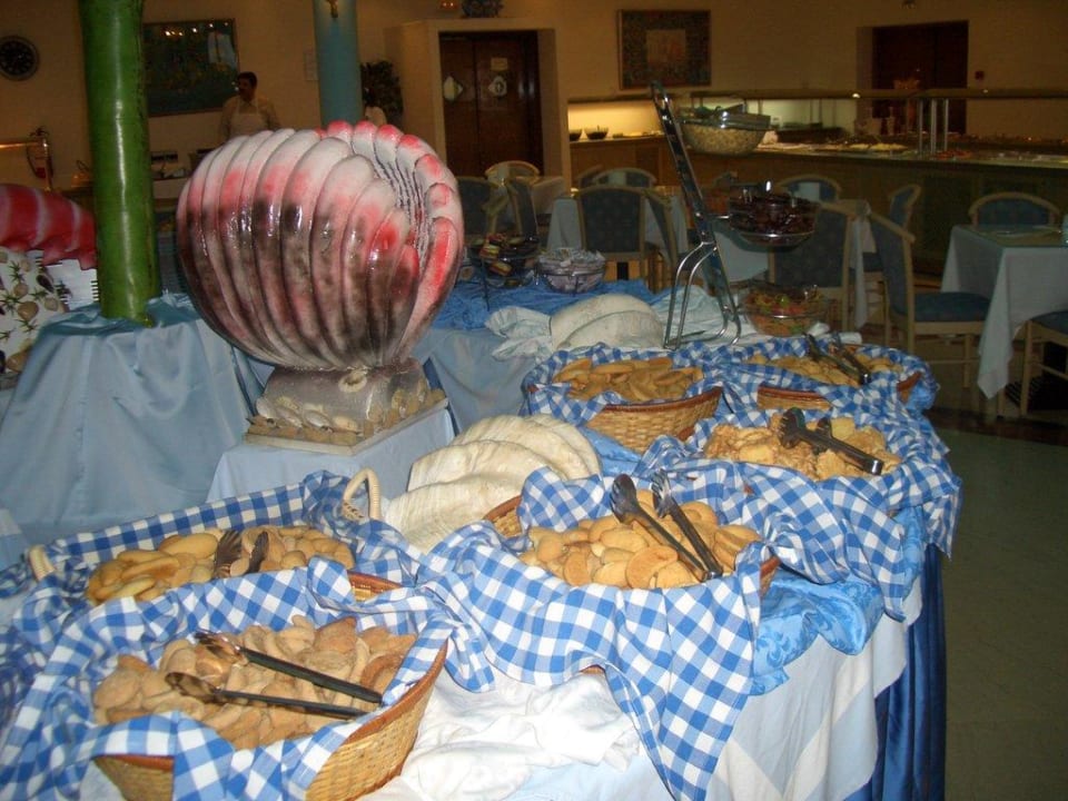 Ein Teil des Buffets Hotel Kalithea Mare Palace