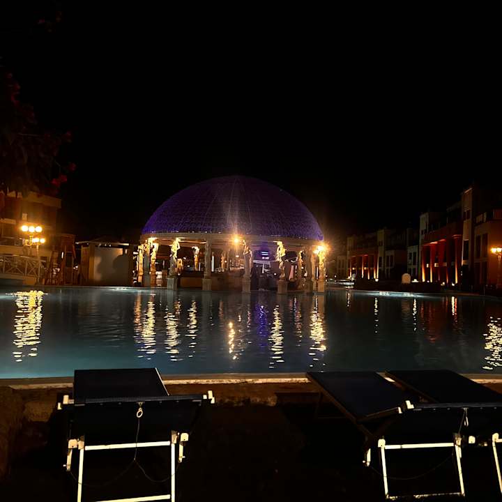 Pool Hotel Titanic Palace
