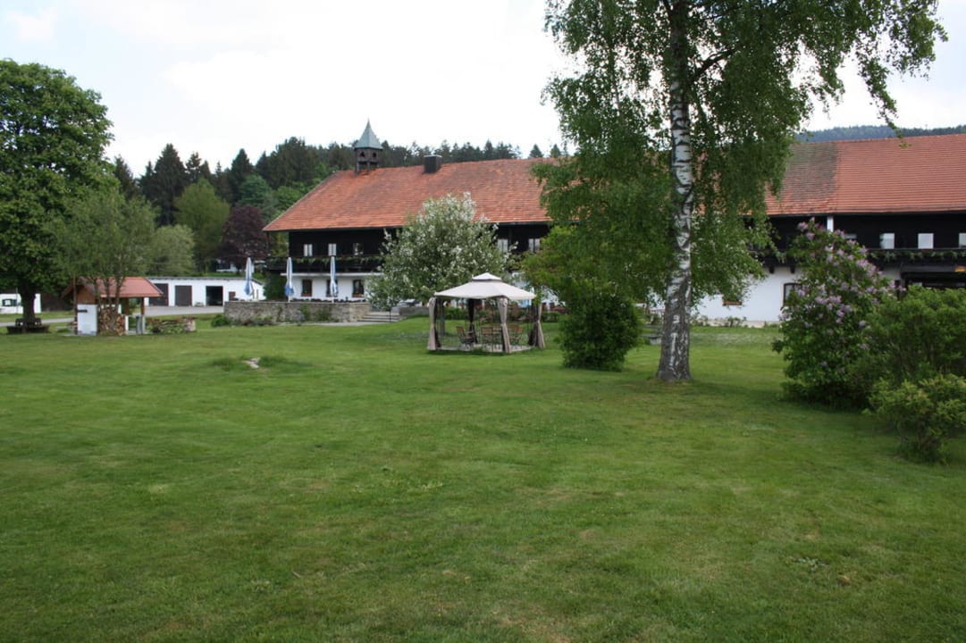 Hotel von außen Hotel Gut Schmelmerhof