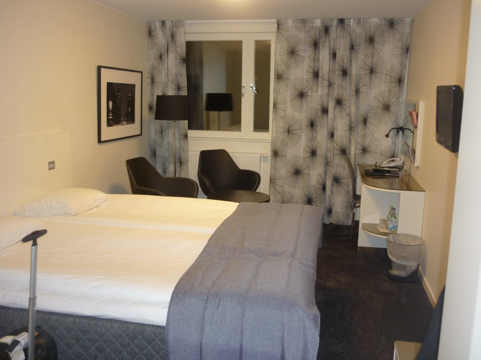 Unser wunderschönes Zimmer mit dem besten Bett! Best Western Hotel Kom