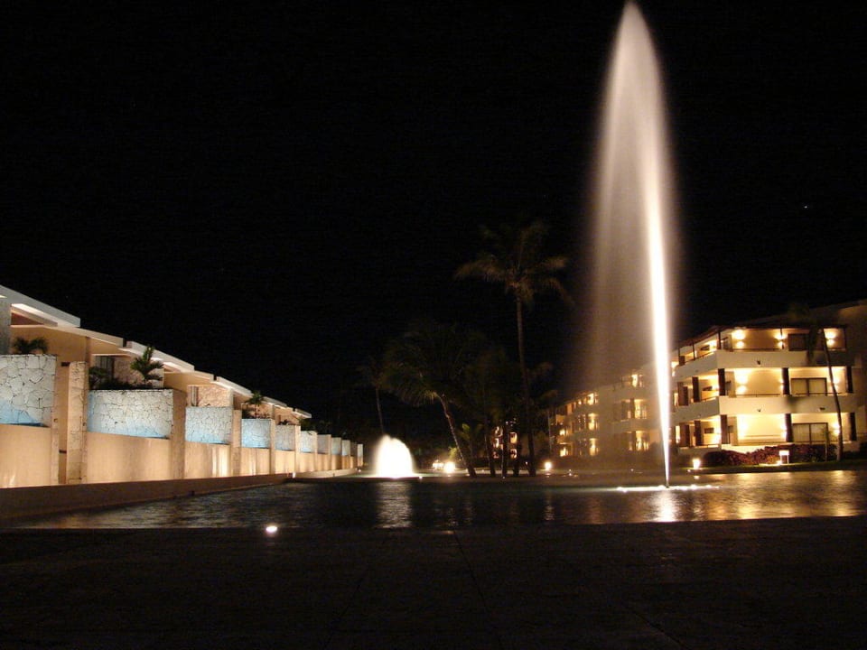 Wasserspiele am Abend Catalonia Royal Bavaro - Adults only