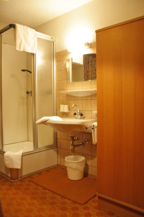 Badezimmer Gasthaus Pension Schön
