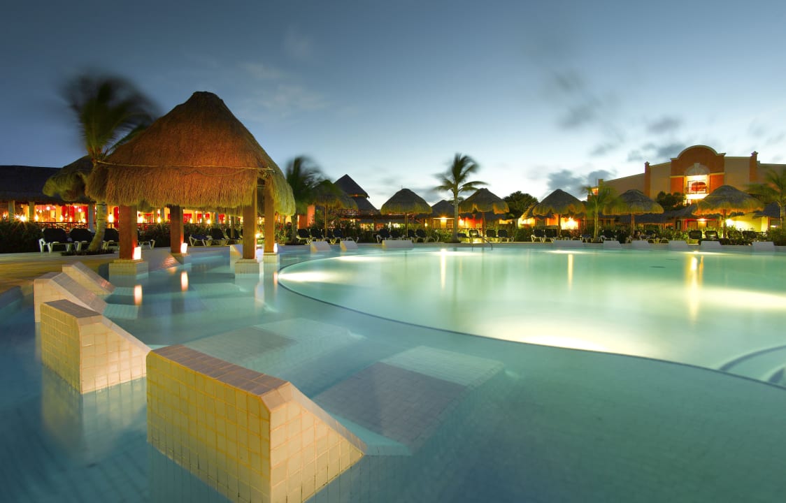 Pool TRS Yucatan Hotel - Adults only