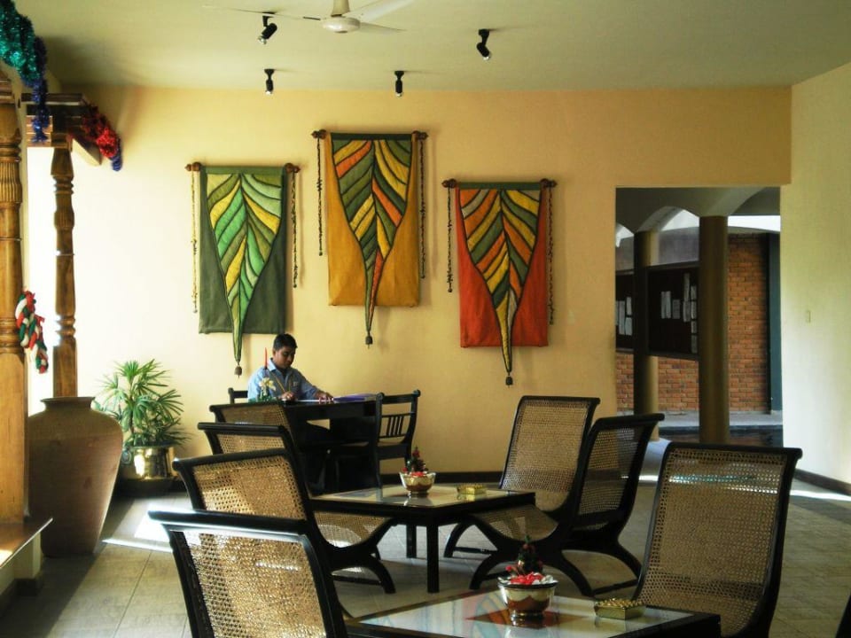 Lobby Mermaid Hotel & Club